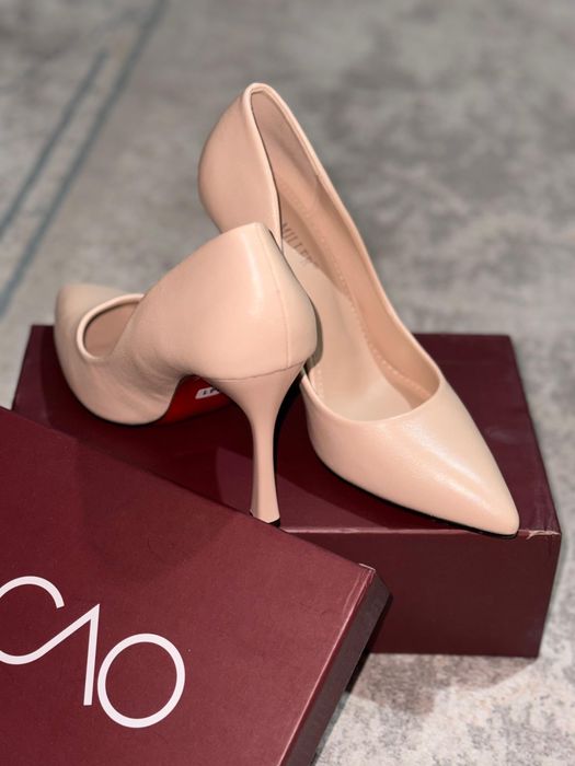 Женские туфли 38 р.