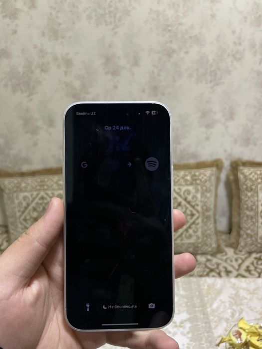 Iphone 17 pro max yomkost 100