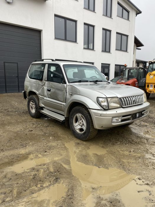 Toyota land cruiser  avariata