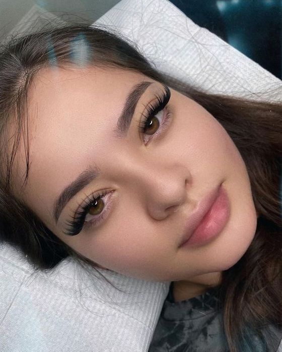 Выезд на дом! Наращивание ресниц