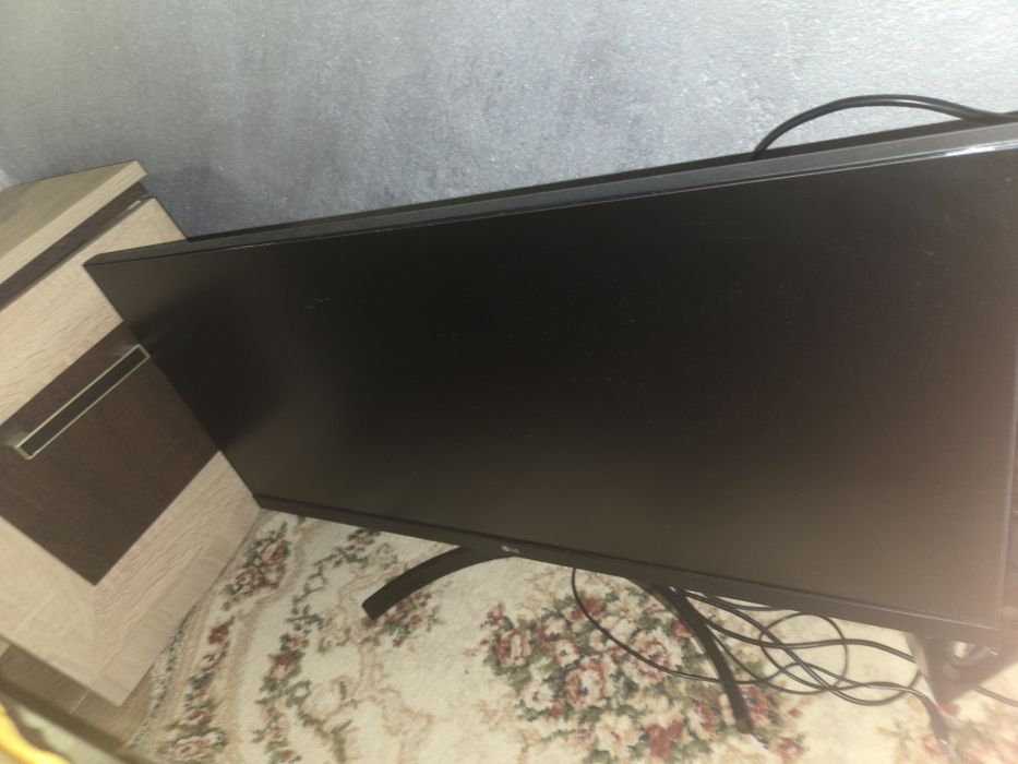 Vand 2 monitoare, 1. Lg ultrawide 29"  75hz, 2. Asus vg245h 24" 1080p 75hz