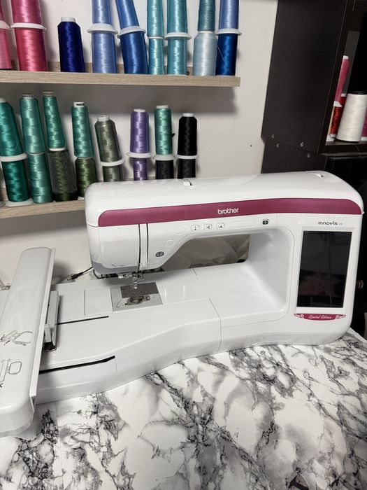 Masina De Brodat Brother Innov-is V3 Limited Edition