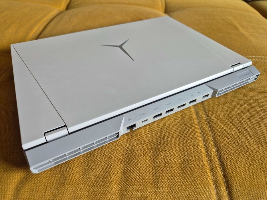 Laptop Gaming Lenovo Legion 5 Pro - Ryzen 5 5600H si nVidia GeForce RTX 3060