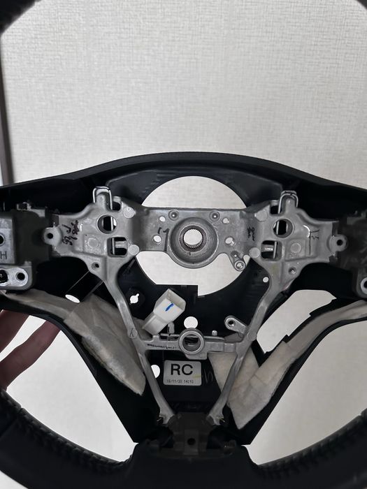 Руль на рав 4 тойота