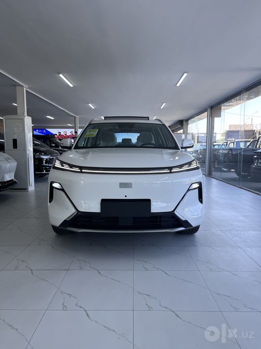 Geely galaxy starship e7