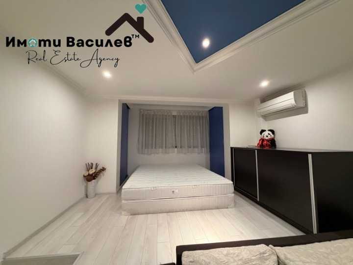 Продава се Едностаен апартамент в София, Център - 45 кв.м за 1779 €/кв.м - Снимка #2
