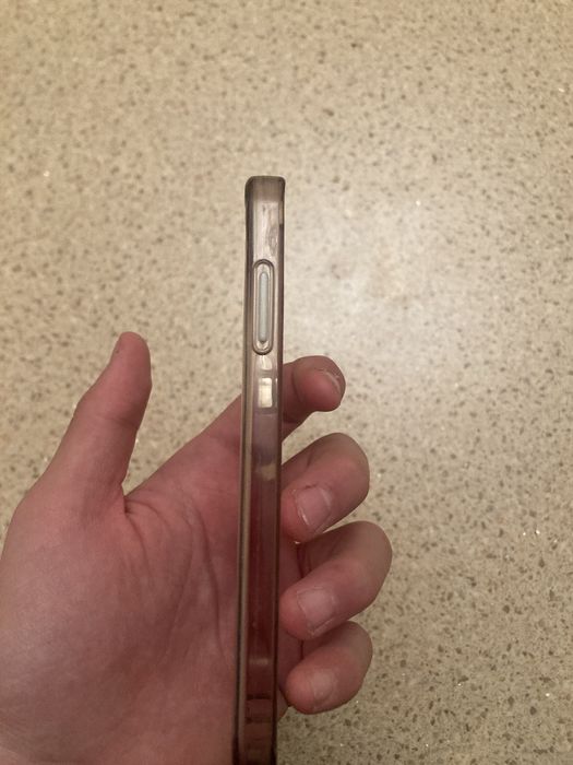 Продам чехол на 7-8 se айфон