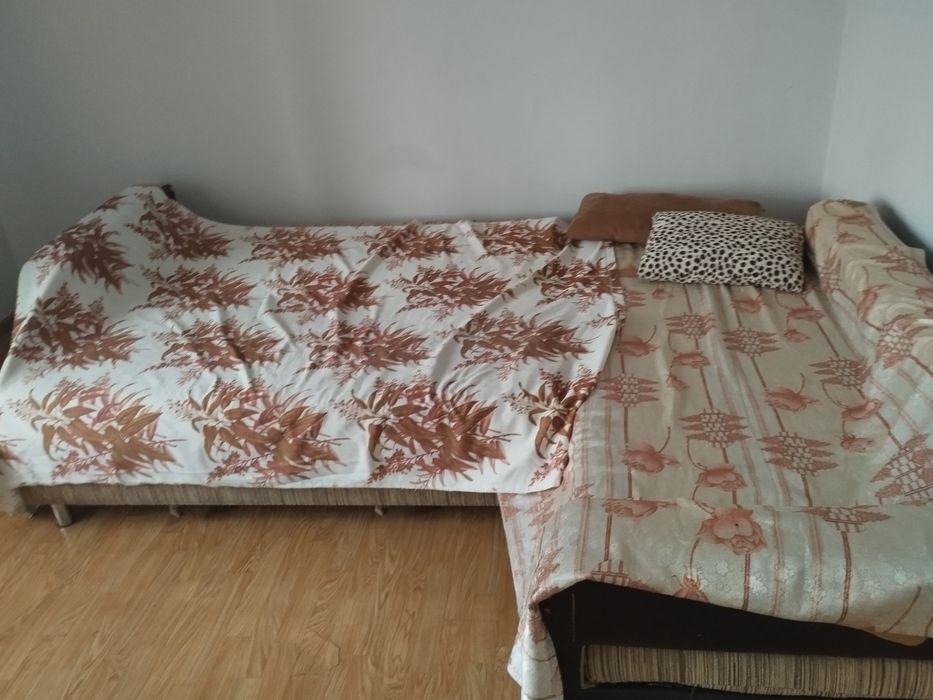 Продам диван угловой