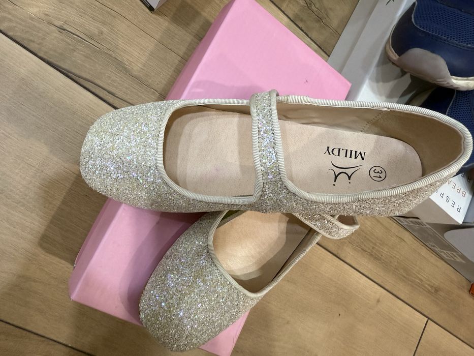 Обуви размер от 29-31