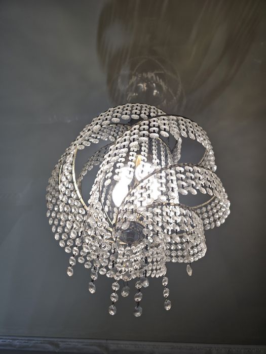 Люстры б/у 2 штуки