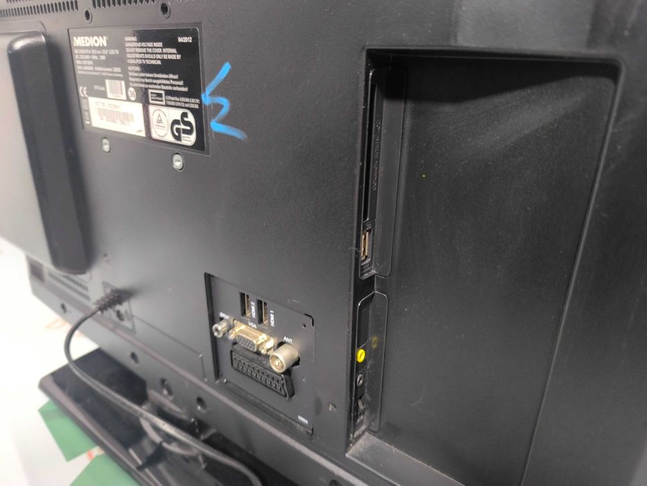 Televizor MEDION MD 21080 AT-A 23.6 inch cu player DVD integrat