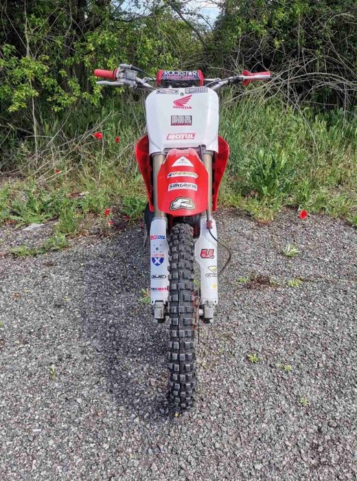 Honda cr250 2t.