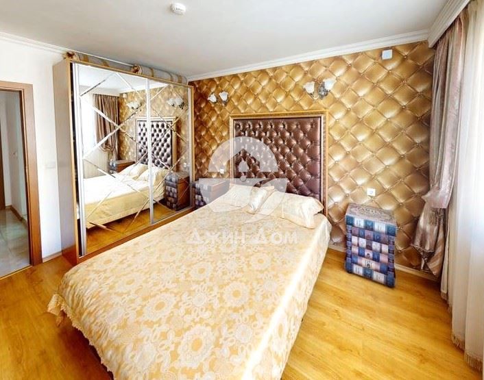 Продава се Двустаен апартамент в к.к. Слънчев бряг - 63 кв.м за 963 €/кв.м - Снимка #5