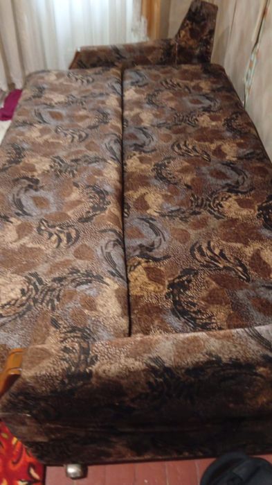 Отдам диван раскладной