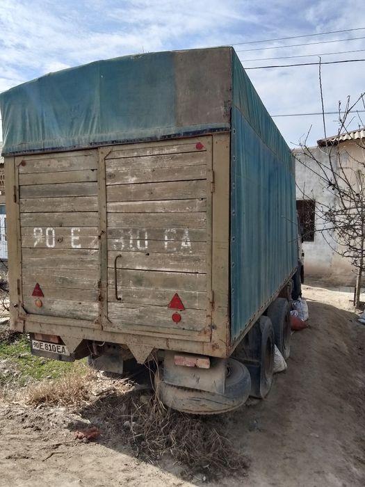 Kamaz sotiladi sastaniya yaxshi kelishamz yashil rangli balon yangilan