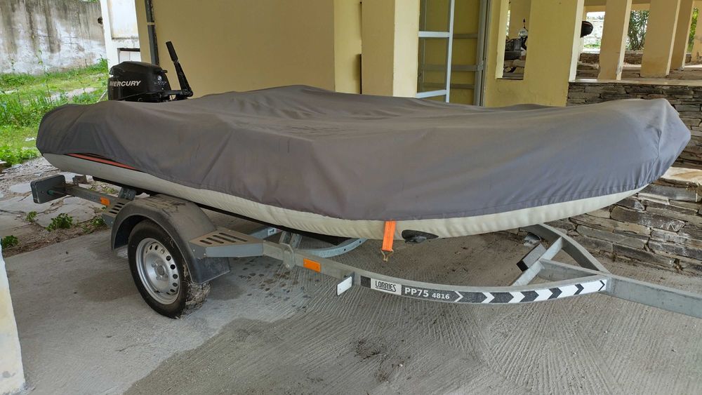 Лодка Colibri 360 (двигател Mercury 9.9)