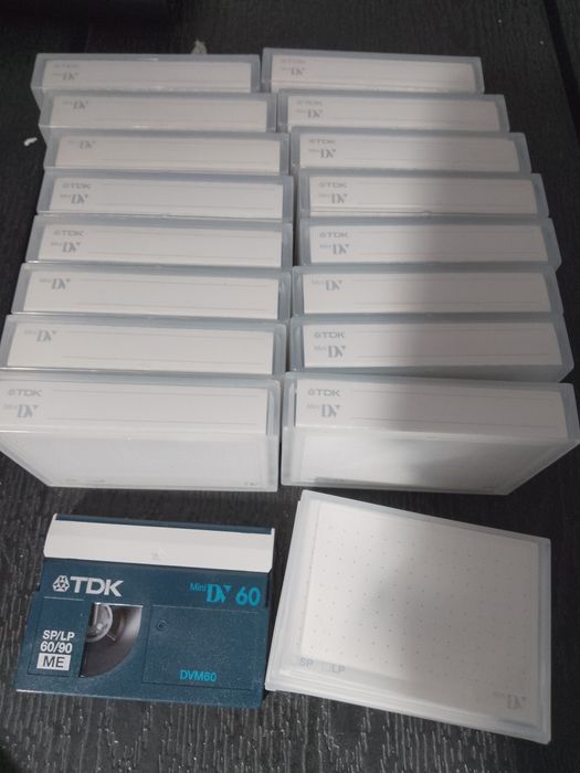 Lot 17 casete MiniDV TDK DVM60 – stare impecabilă