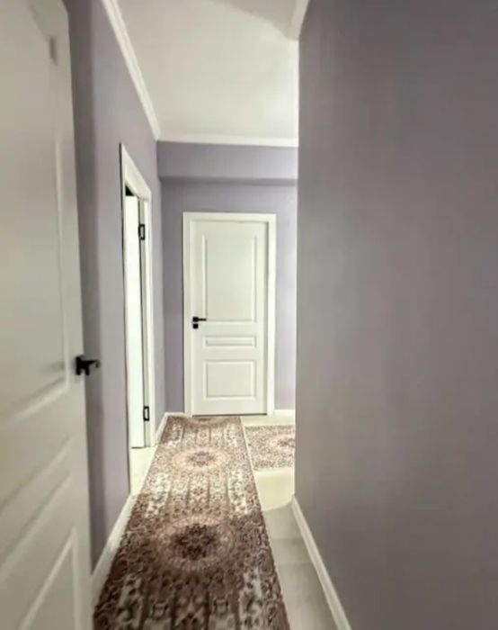 продам 4-х ком. 96кв. 6мкр. 1-этаж