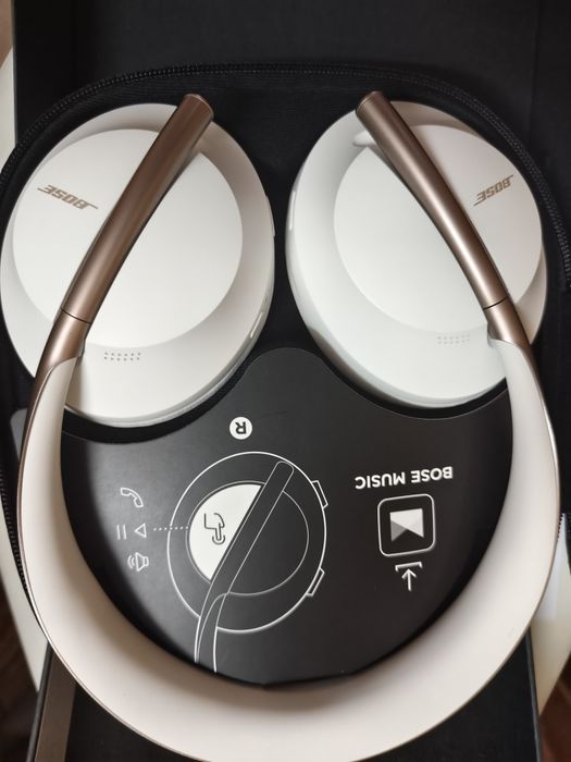 Слушалки BOSE 700  Limited Edition