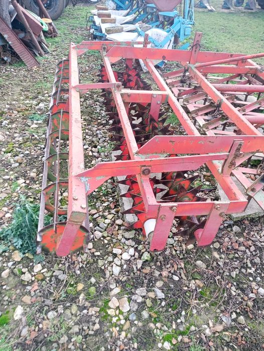 Cultivator combinator