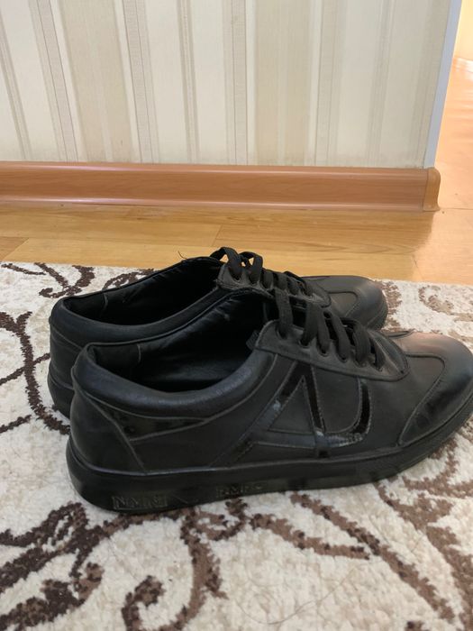 Зимние замшевые ботинки