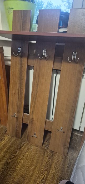 Вешалка настенная