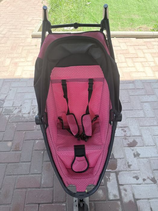Продам коляску quinny zapp