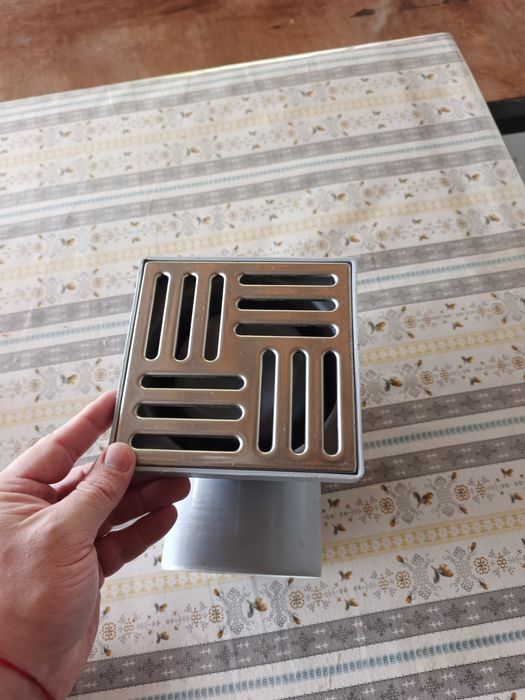 Продам трап для душа новый