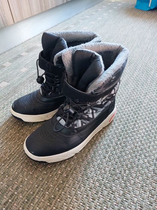 Ghete baieti,marimea 34