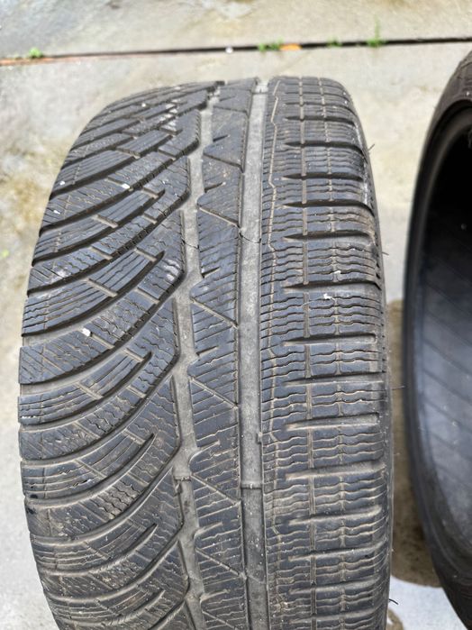 Зимни Гуми Michelin 225/40/18