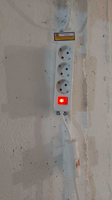 Дава се под наем Гараж / Паркомясто в София, Зона Б-5 - 16 кв.м за 153 € - Снимка #7