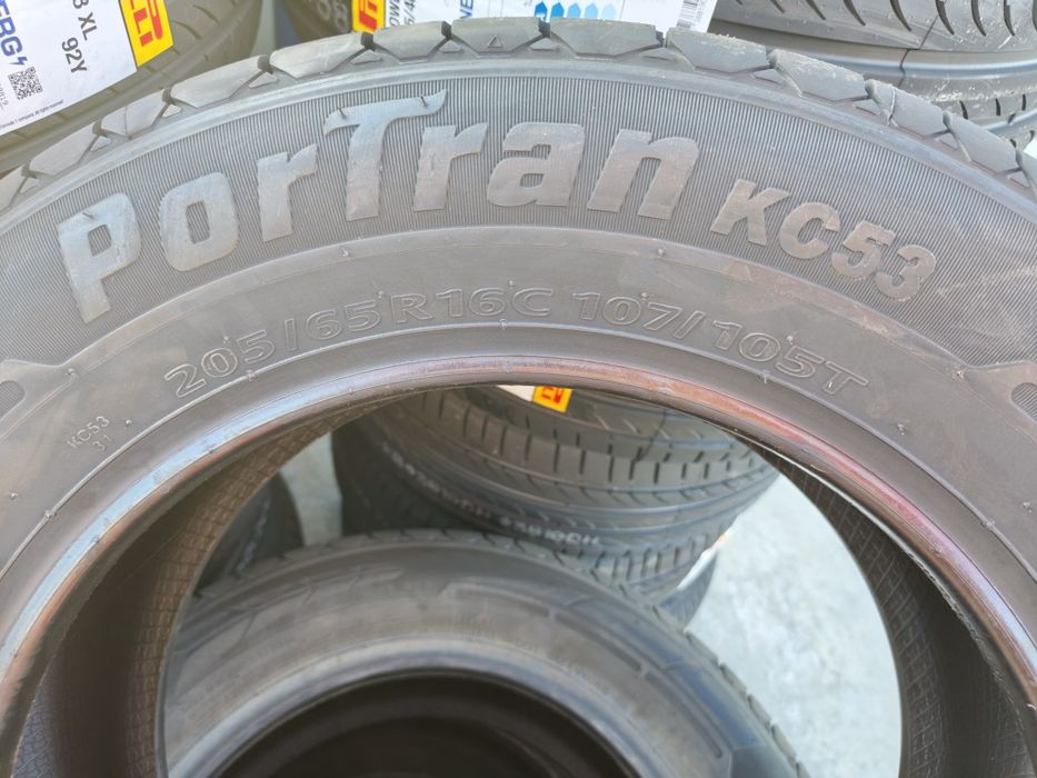 205/65/16C KUMHO  PorTran KC53