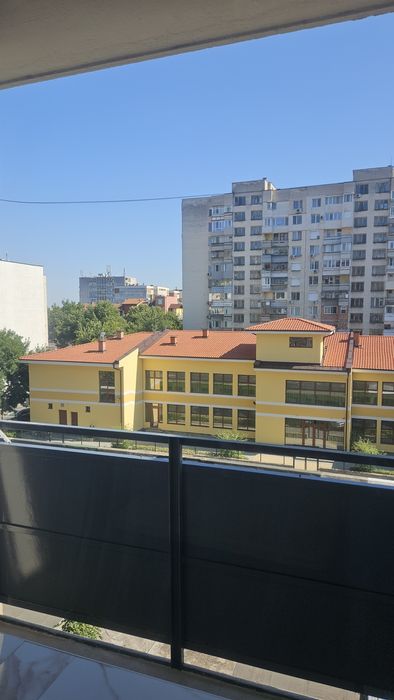 Дава се под наем Едностаен апартамент в Стара Загора, Център - 39 кв.м за 330 € - Снимка #11