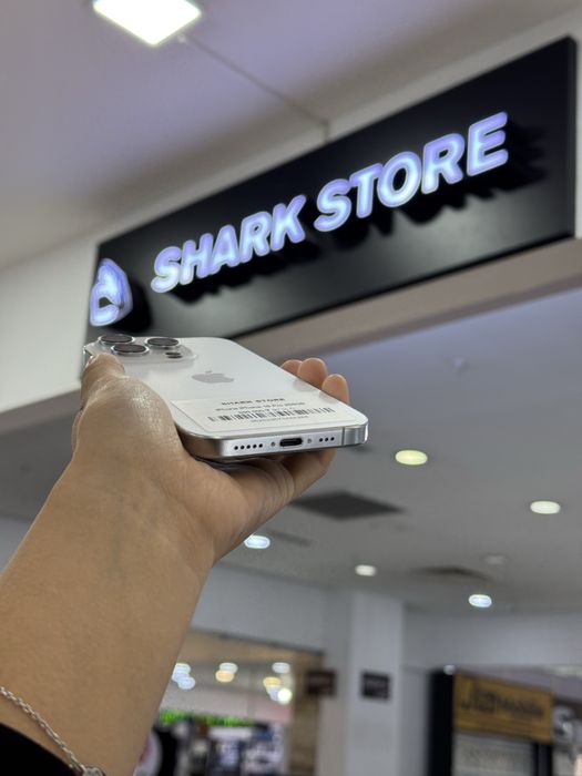 iphone 16 pro Shark Store