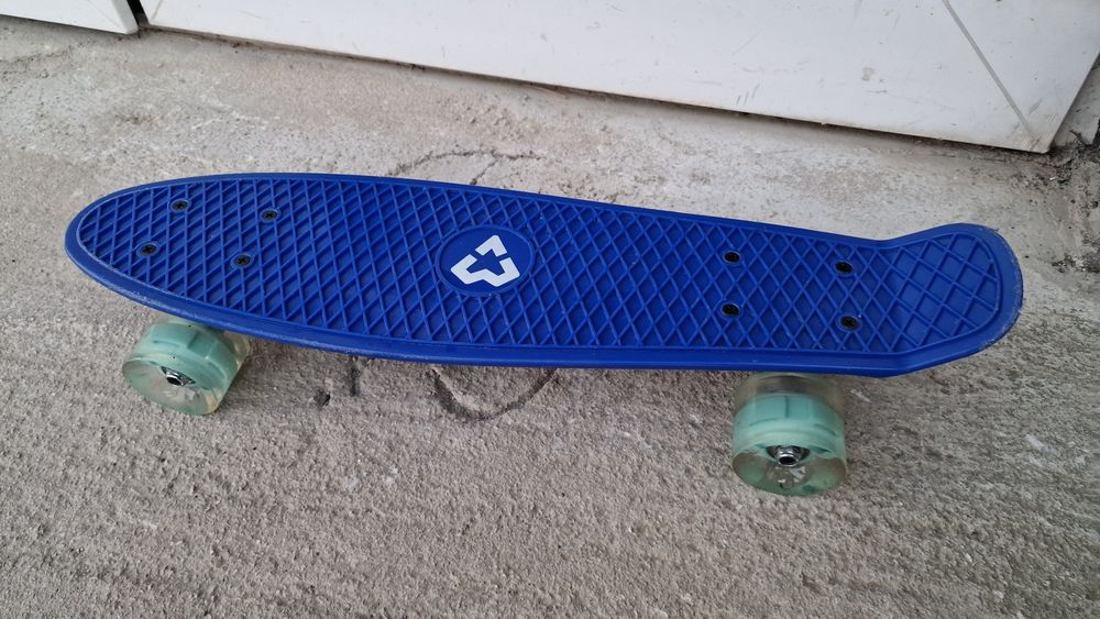 Skatebord copii cu led uri