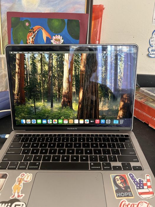 MacBook Air 13” (2020, Intel Core i3, 8 GB)