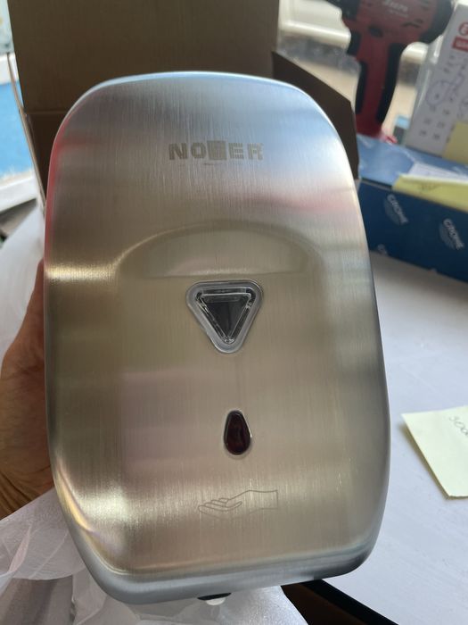 Дозатор для жидкого мыла