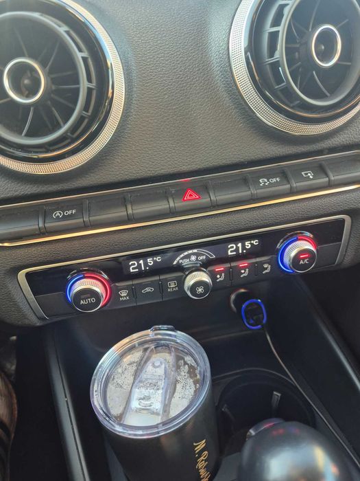 Audi A3 Sportback 110К.с,  1.4i TFSI G-Tron CNG АВТОМАТИК