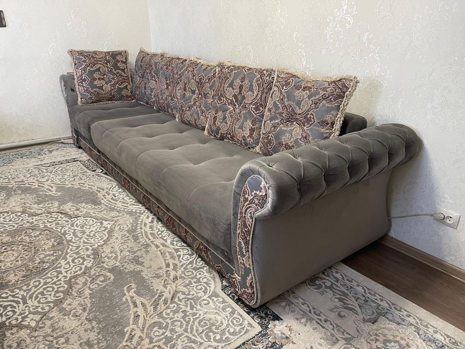 Продаю Диван 3 метра