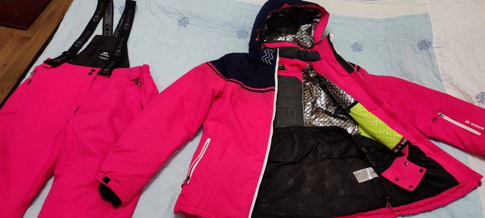 Новый горнолыжный костюм.