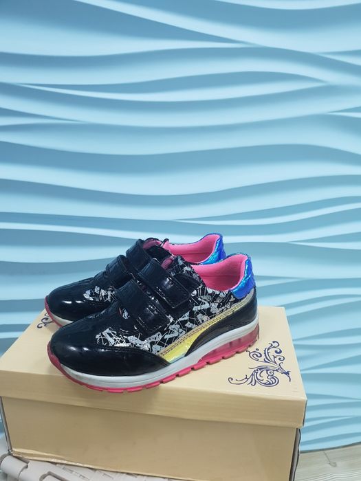 Обувь для девочек 27-28-30