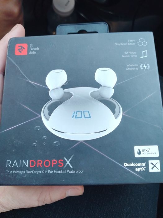 Airpods sotiladi yangi karopka bor