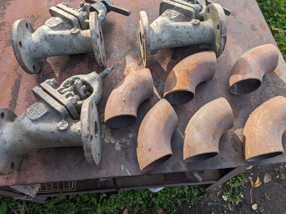 Задвижки,полуотводы