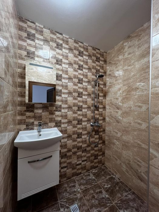 Продава се Тристаен апартамент в Плевен, Сторгозия - 62 кв.м за 1452 €/кв.м - Снимка #9