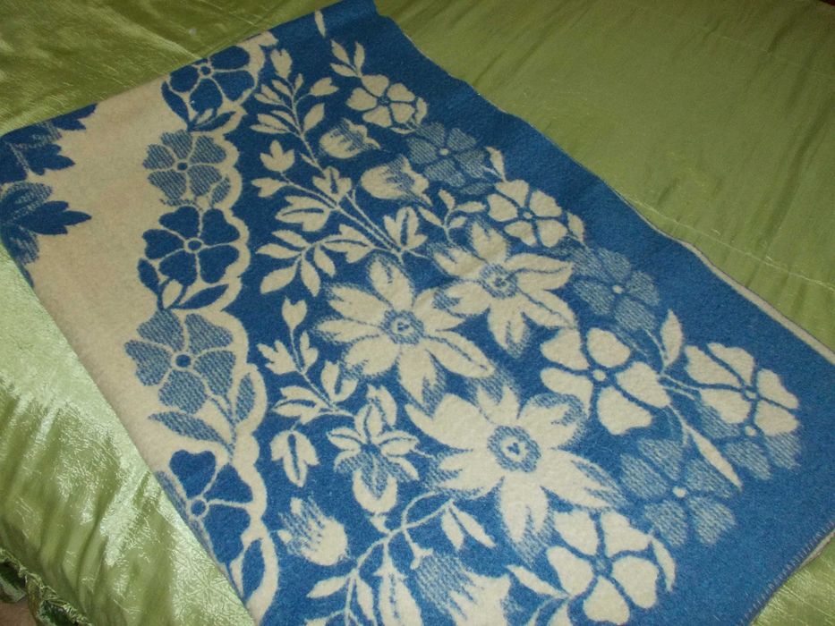 Одеяла шерстяные. 2 шт.