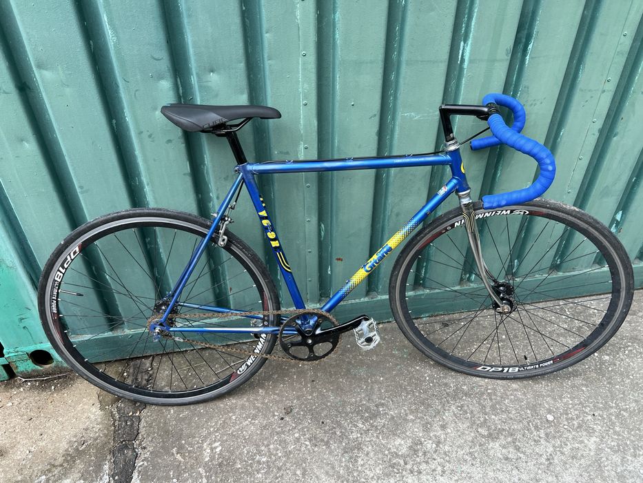 Bicicleta single speed fixie