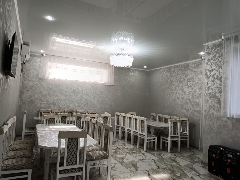 Дом коттедж посуточно.