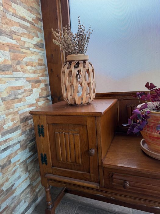 Vând masă decorativă pentru terasă