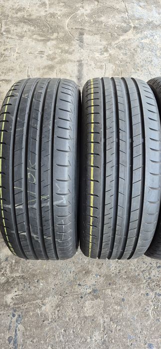 4 anvelope vara Bridgestone,fata 245/45/20,spate 275/40/20,dot 2023.Pret/bucata.