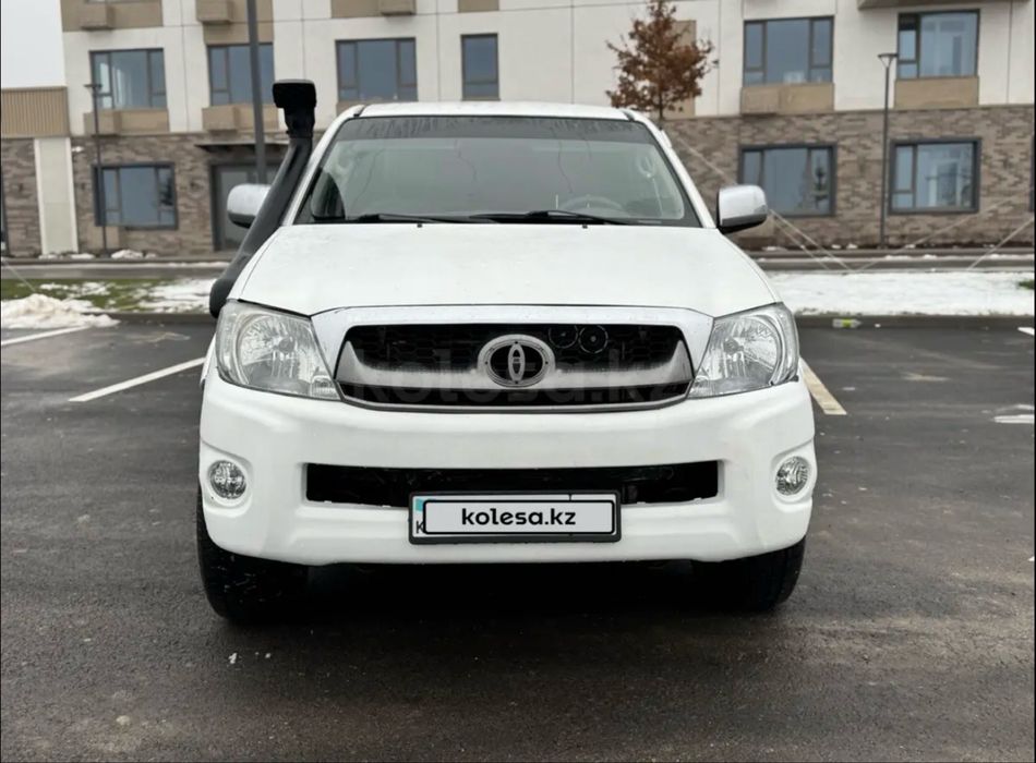 Тойота Хайлюкс пикап
